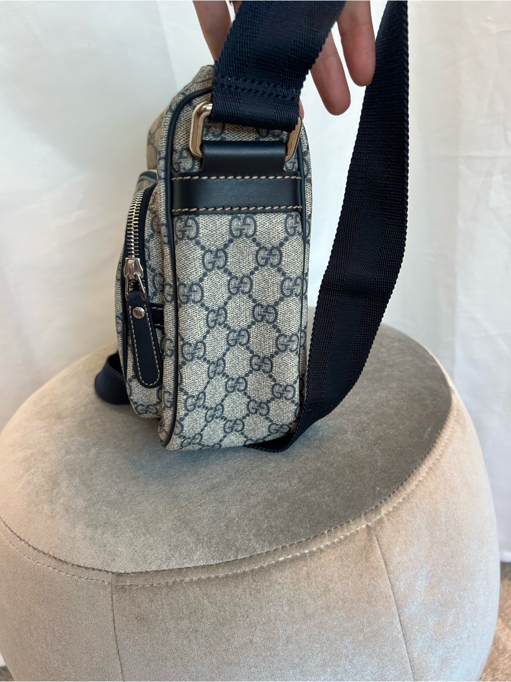 Gucci Vintage Monogram GG Supreme Messenger Bag beige blue coated canvas unisex - Picture 4 of 17
